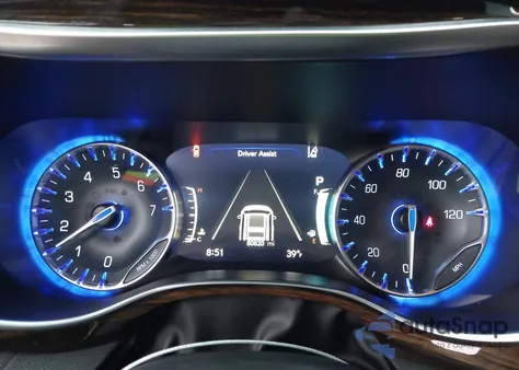 2023 Chrysler Pacifica Pinnacle Awd z USA, uszkodzony, nr VIN 2C4RC3PG5PR501159